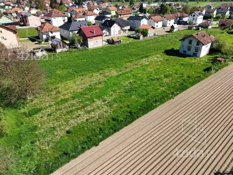 Plac | 4zida
