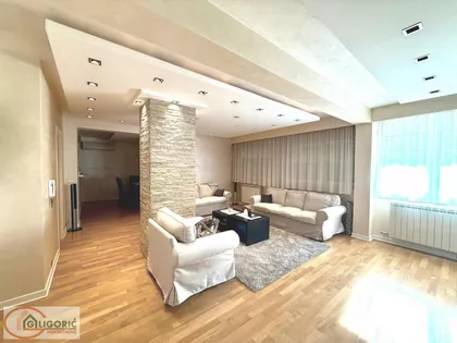 Stepa Stepanović | 4zida.rs