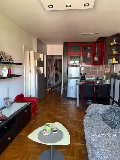 Prvoboraca | 4zida.rs