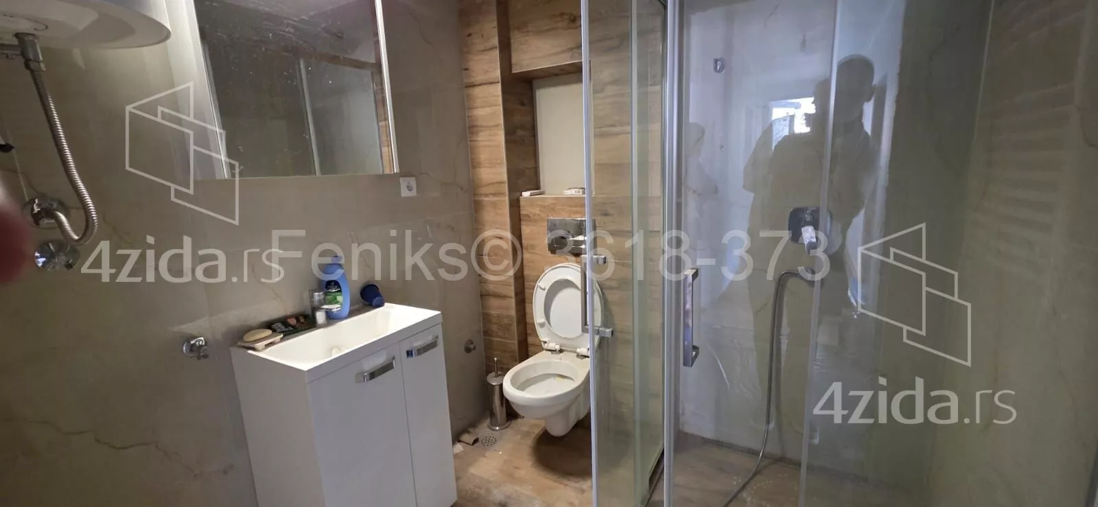 Troiposoban stan | 4zida