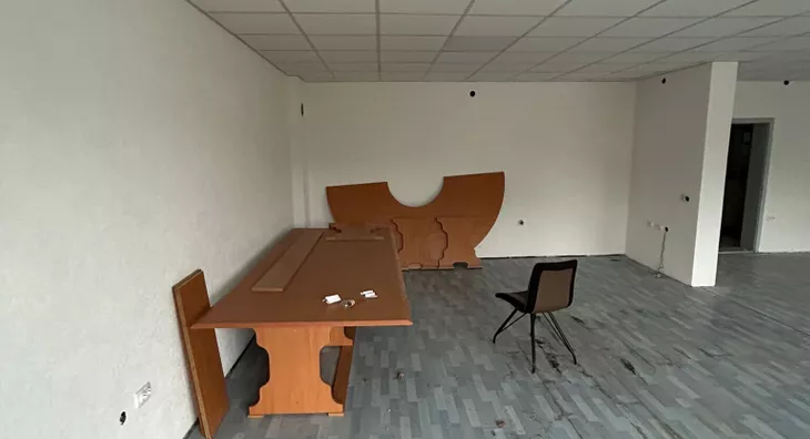 Poslovna zgrada | 4zida