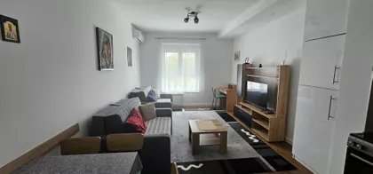 Milovana Gušića 95 | 4zida.rs