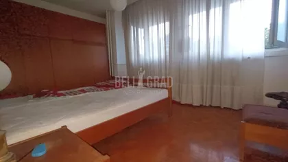 Studentska | 4zida.rs