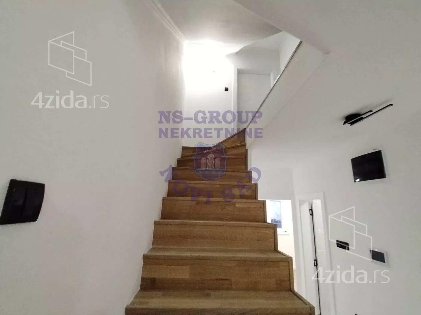 4-etažna kuća | 4zida