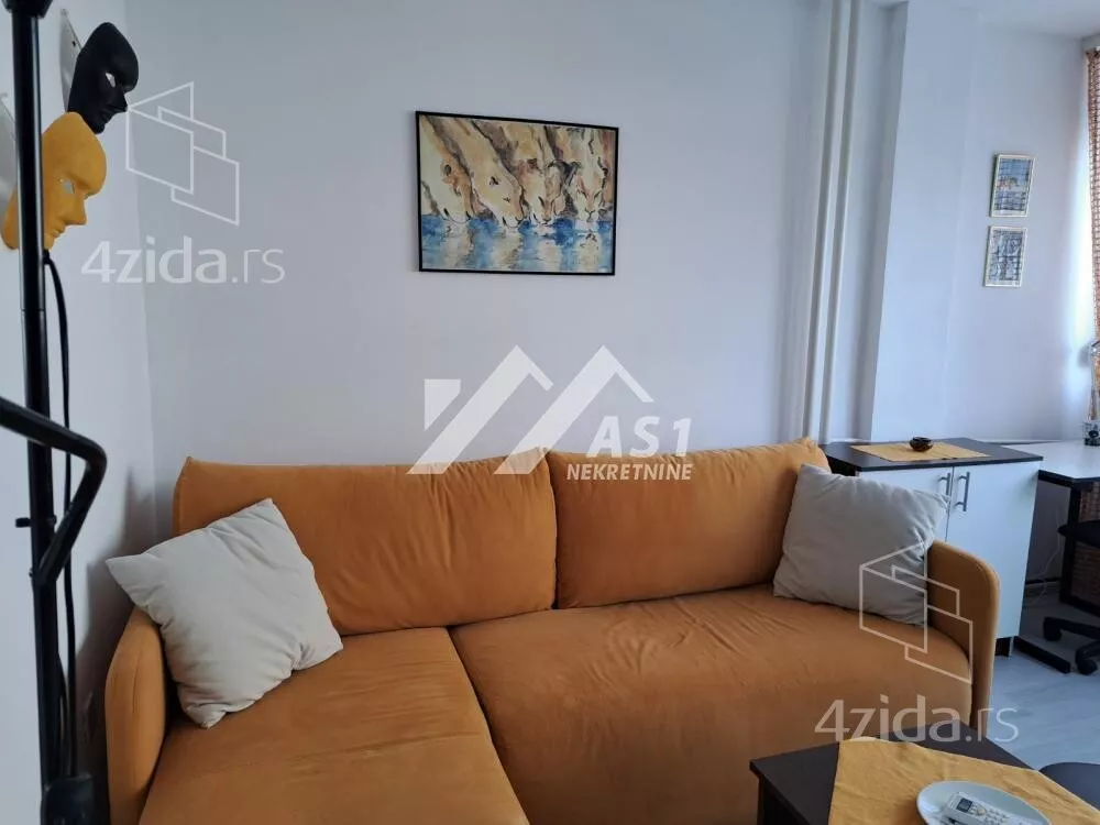 Garsonjera | 4zida