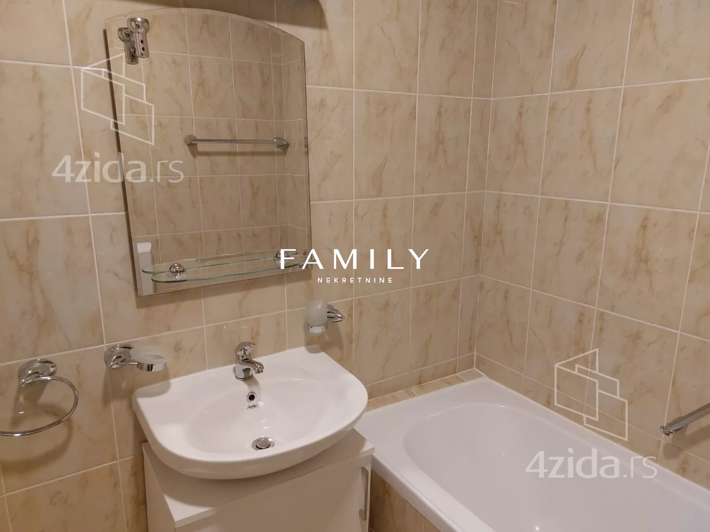 Jednoiposoban stan | 4zida