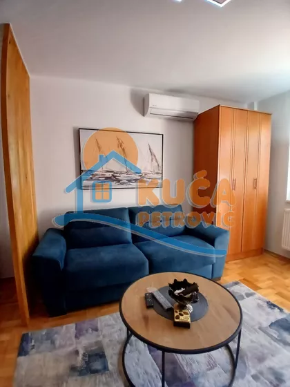 Vojvode Mišića | 4zida.rs