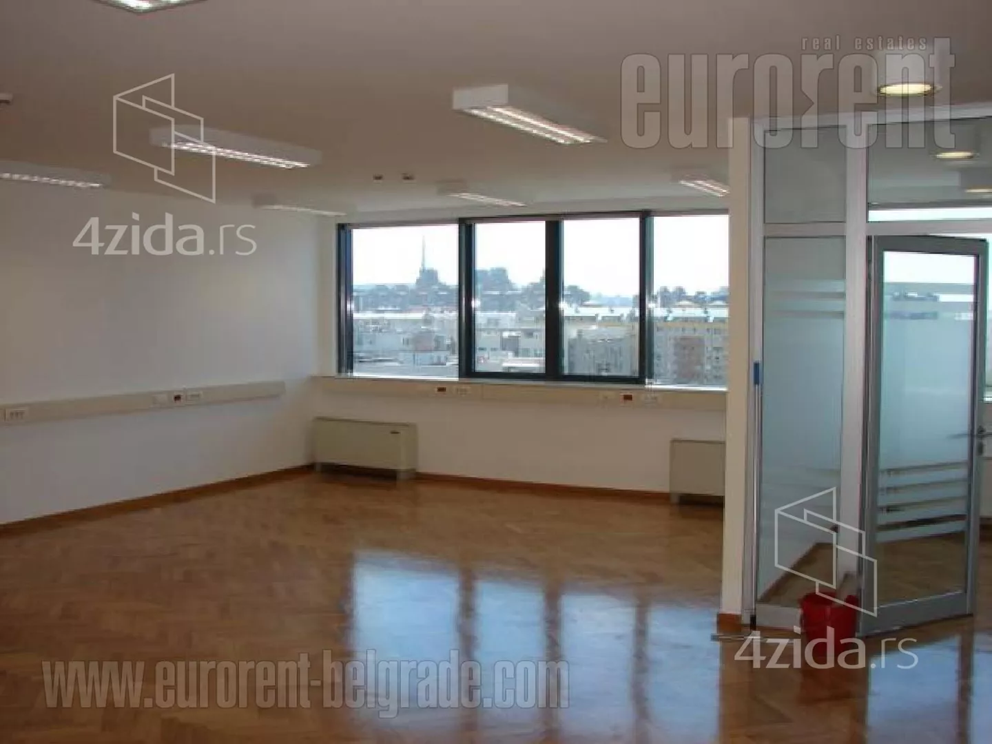 Poslovni prostor | 4zida