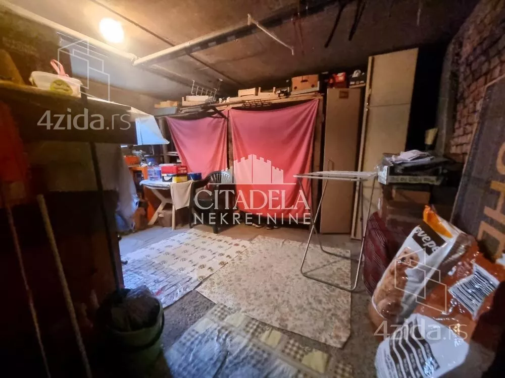 3-etažna kuća | 4zida