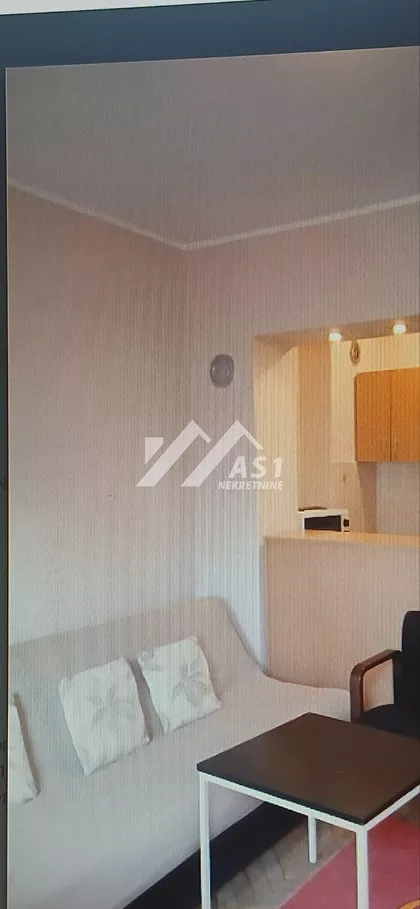 Cara Dušana | 4zida.rs