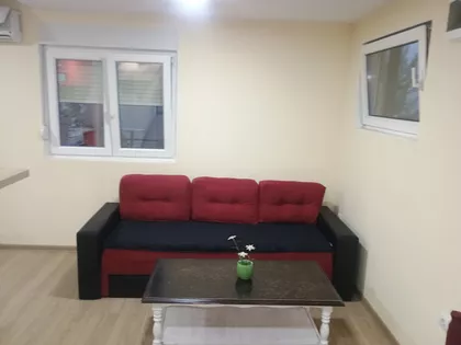 Đorđa Nešića 2B | 4zida.rs