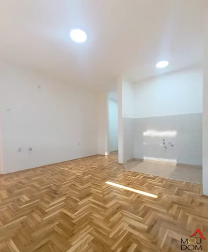 Bulevar Patrijarha Pavla (Somborski Bulevar) | 4zida.rs