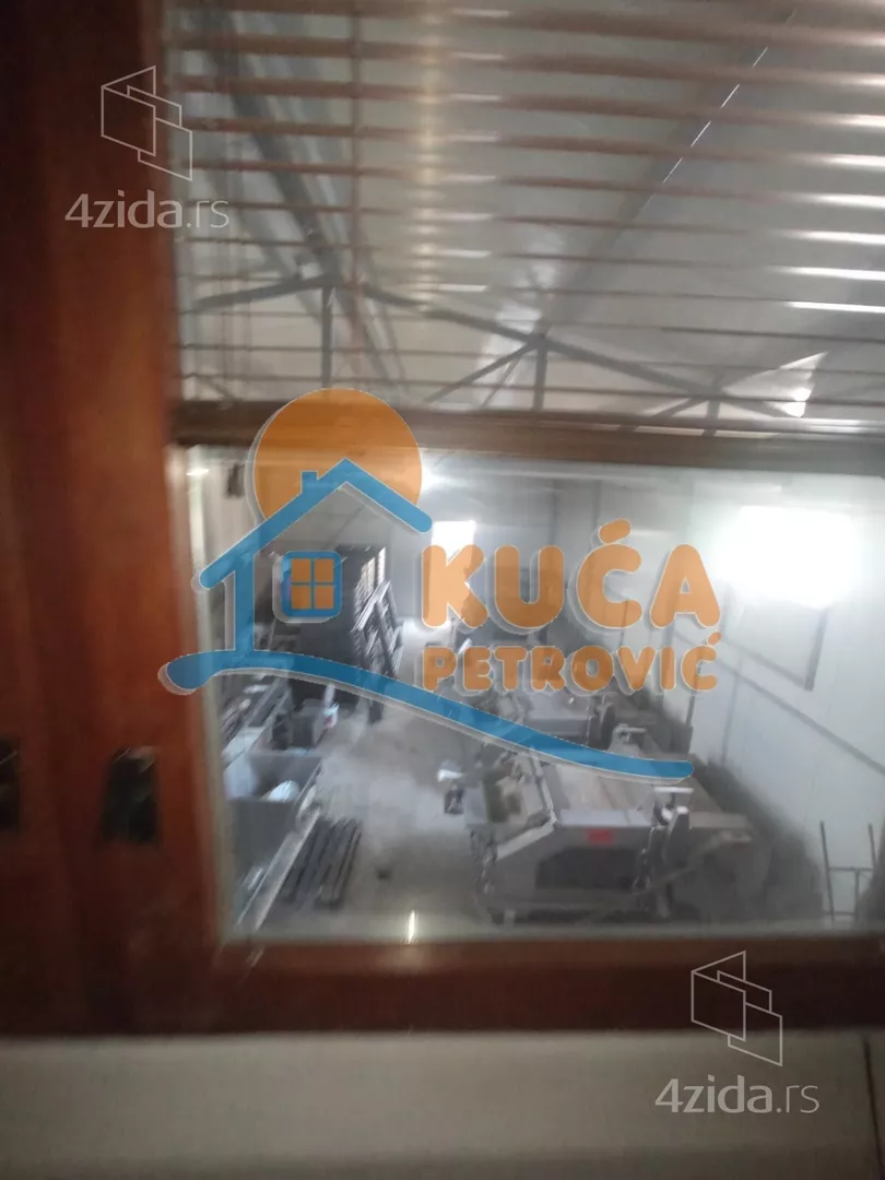 Lokal | 4zida