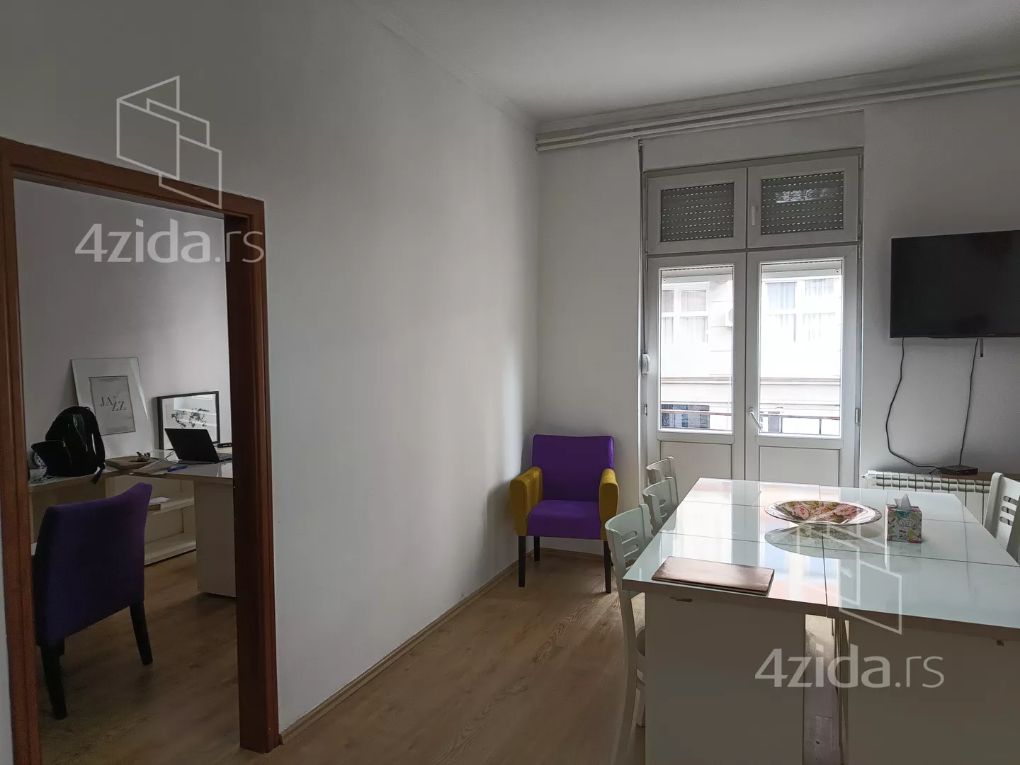 Četvoroiposoban stan | 4zida