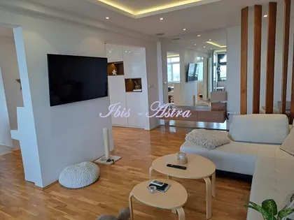 Bulevar Maršala Tolbuhina | 4zida.rs