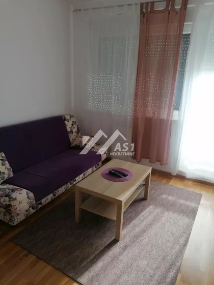 Lenke Dunđerski | 4zida.rs