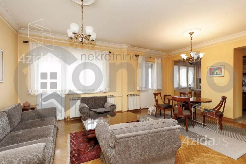 Petosoban stan | 4zida