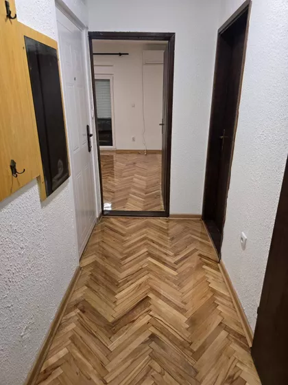 Mladenovačka | 4zida.rs