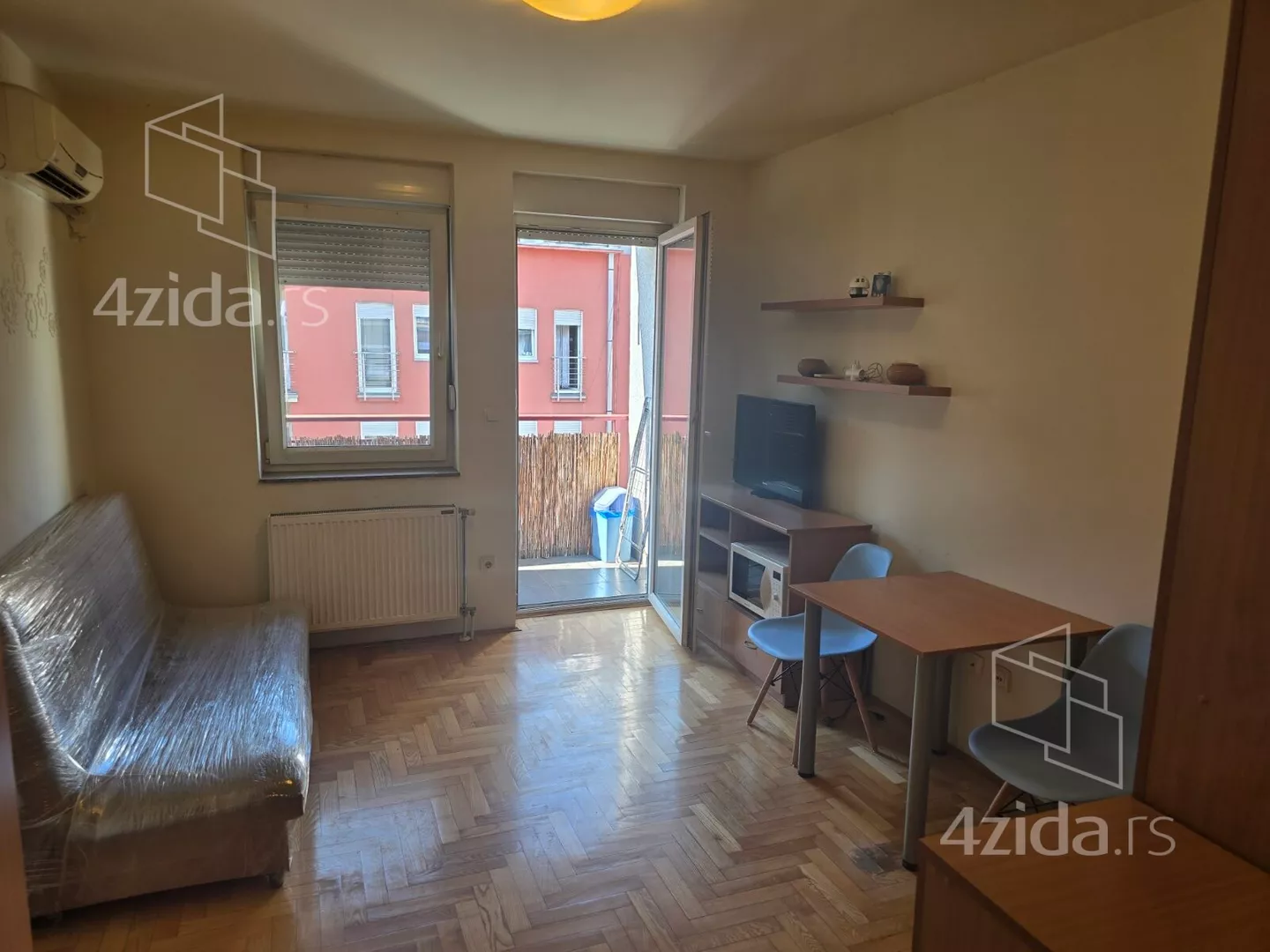 Garsonjera | 4zida