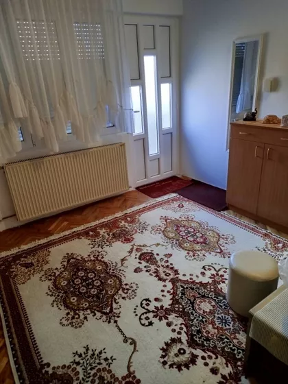 Babički Odred | 4zida.rs
