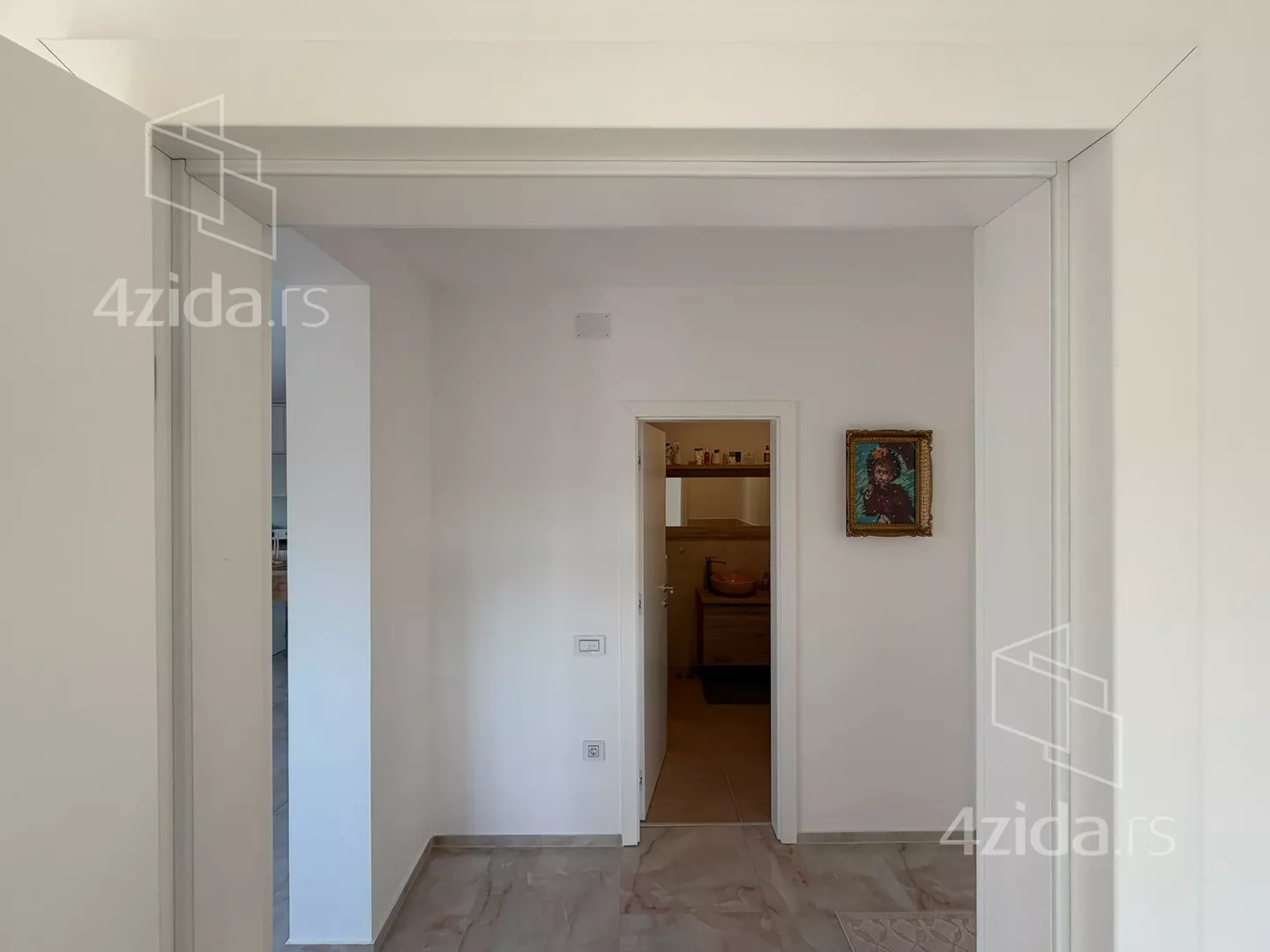 Troiposoban stan | 4zida
