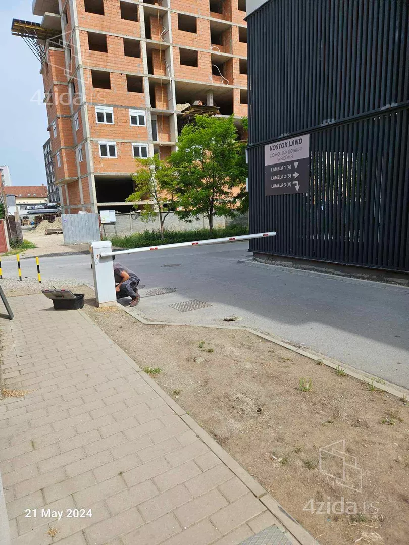 Parking | 4zida