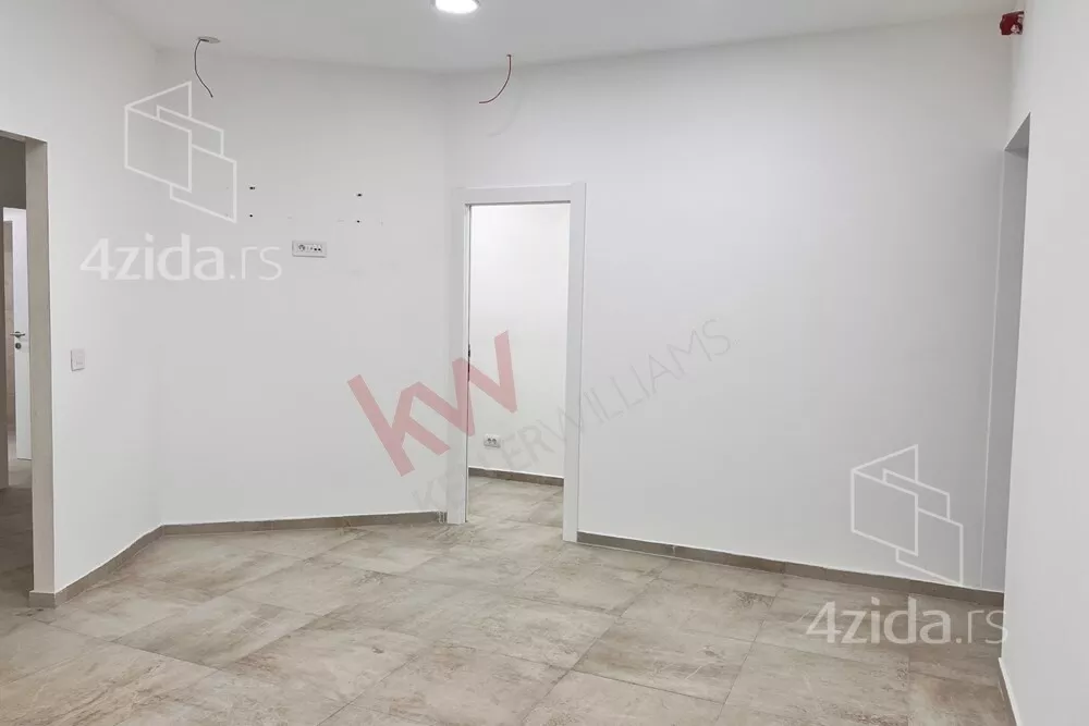Lokal | 4zida