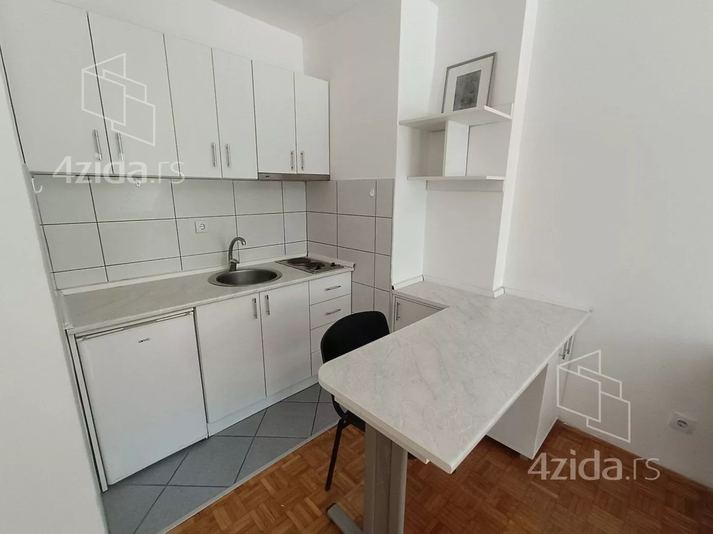 Garsonjera | 4zida