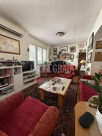 Vojvode Dobrnjca | 4zida.rs