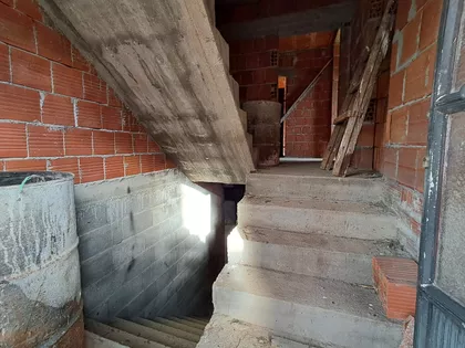 Branko Bjegović | 4zida.rs