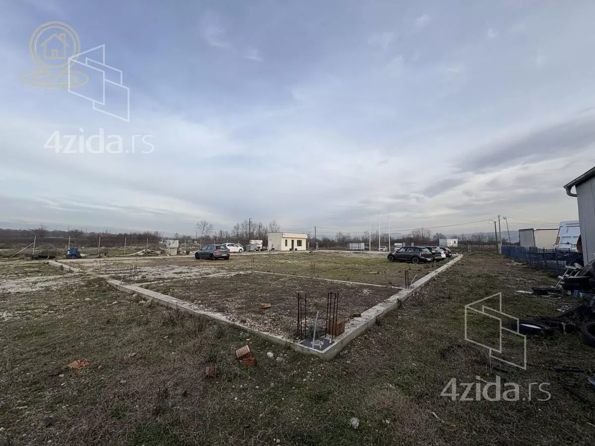 Građevinsko zemljište | 4zida