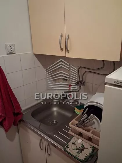 Mokroluška | 4zida.rs