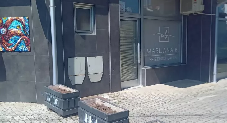 Lokal | 4zida