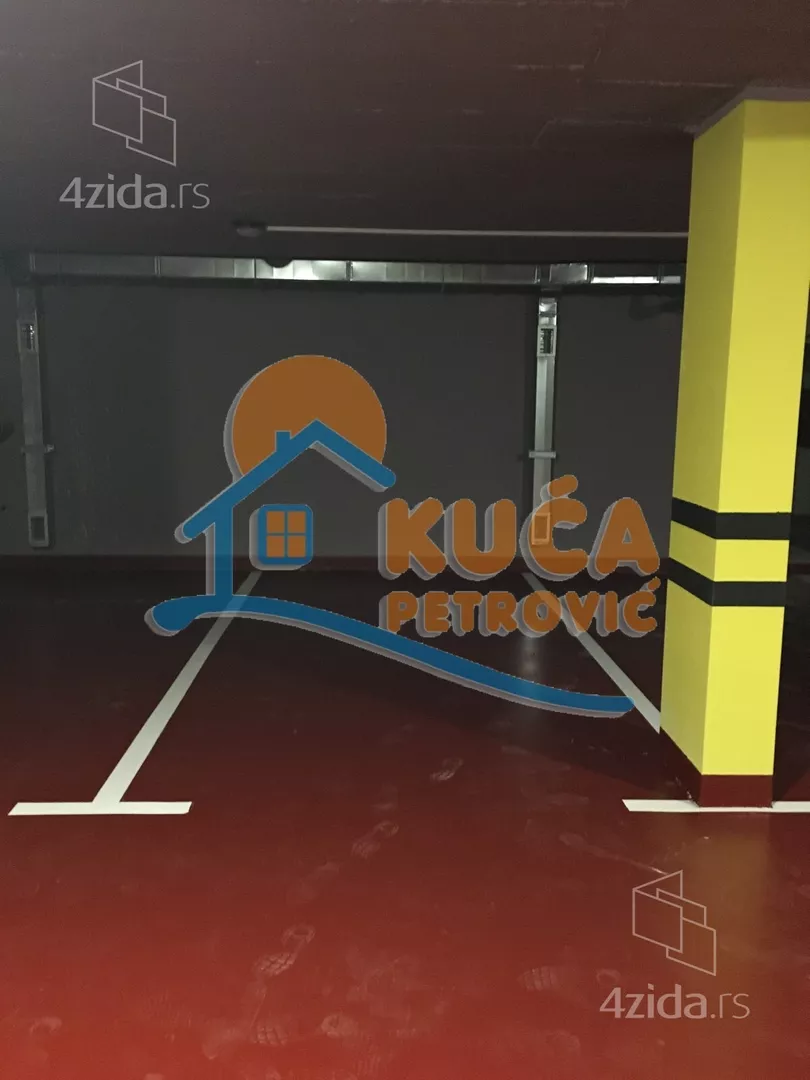 Garaža | 4zida