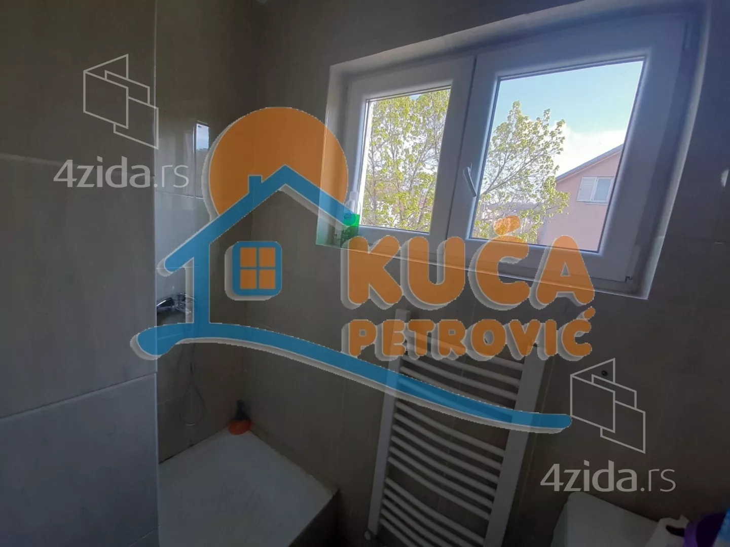 Garsonjera | 4zida
