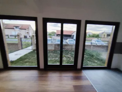 Borča | 4zida.rs