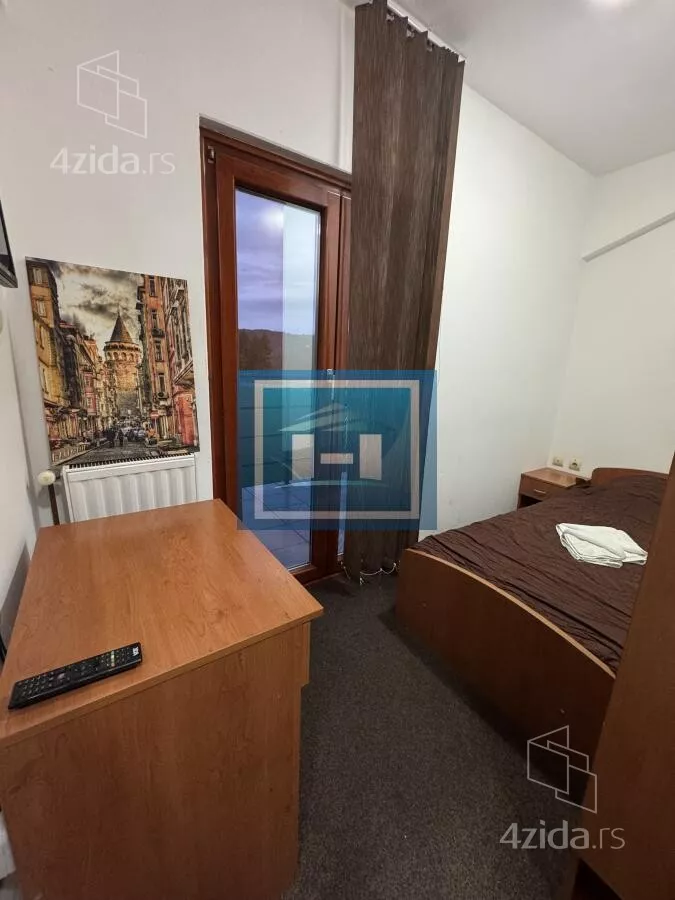 Ugostiteljski objekat | 4zida