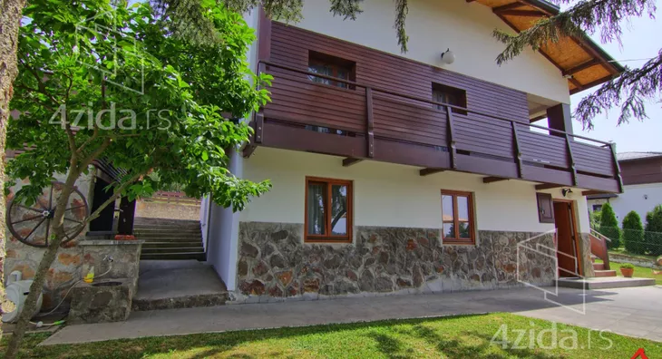 Kuća | 4zida