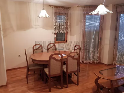 Episkopska | 4zida.rs