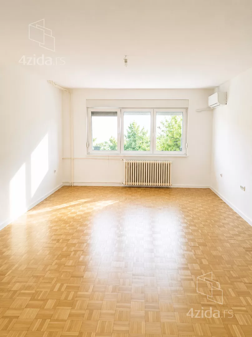 Kancelarija | 4zida
