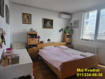 Pariske komune | 4zida.rs