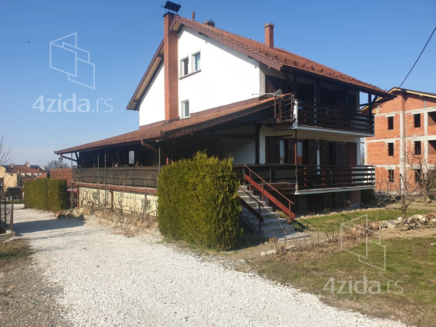 3-etažna kuća | 4zida