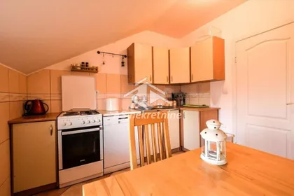 Učiteljsko Naselje | 4zida.rs