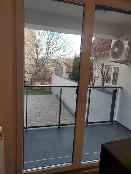 Milana Rakića | 4zida.rs