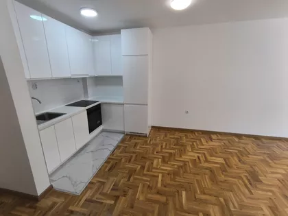 Kod Benetona | 4zida.rs