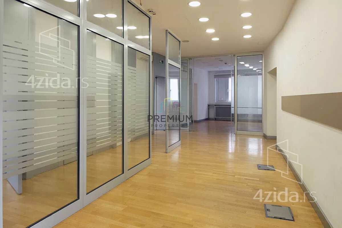 Poslovni prostor | 4zida