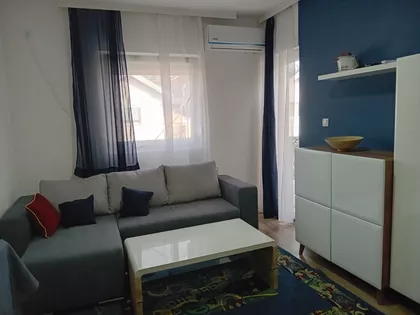 Prote Veljka Mirosavljevića 26 | 4zida.rs