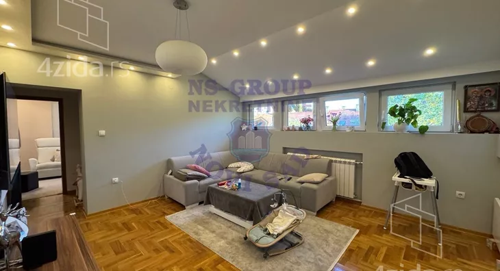 Petosoban stan | 4zida