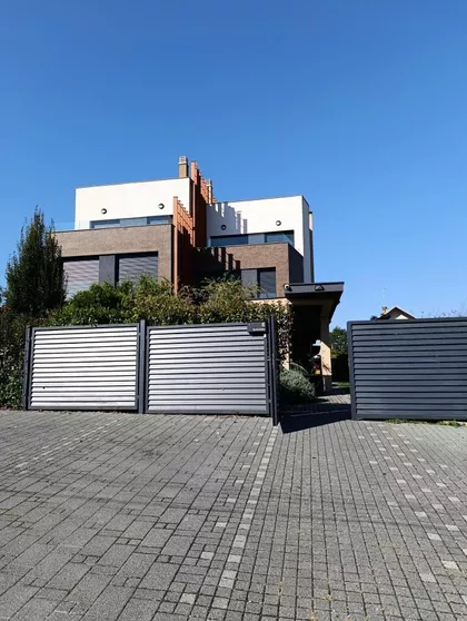 Popovica | 4zida.rs