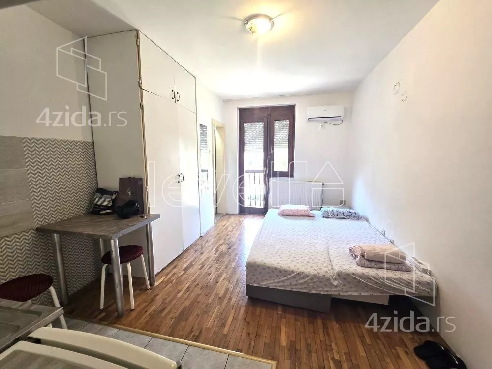 Garsonjera | 4zida